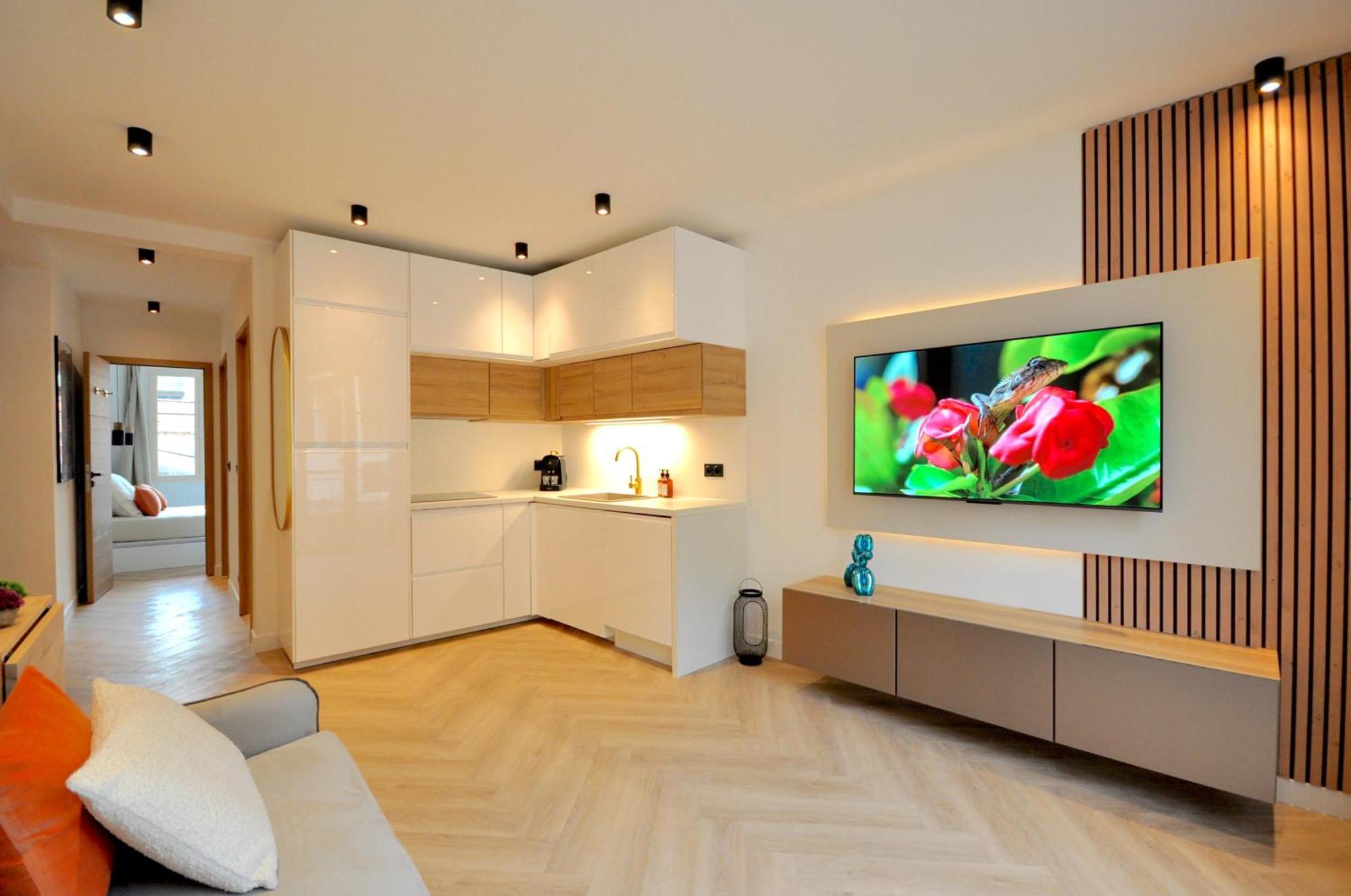 Monaco # Menton - 6 Persons - 2 Bedrooms - Full Renovated - Private Parking - Hypercenter - Clim - Beach And Sun Exterior foto