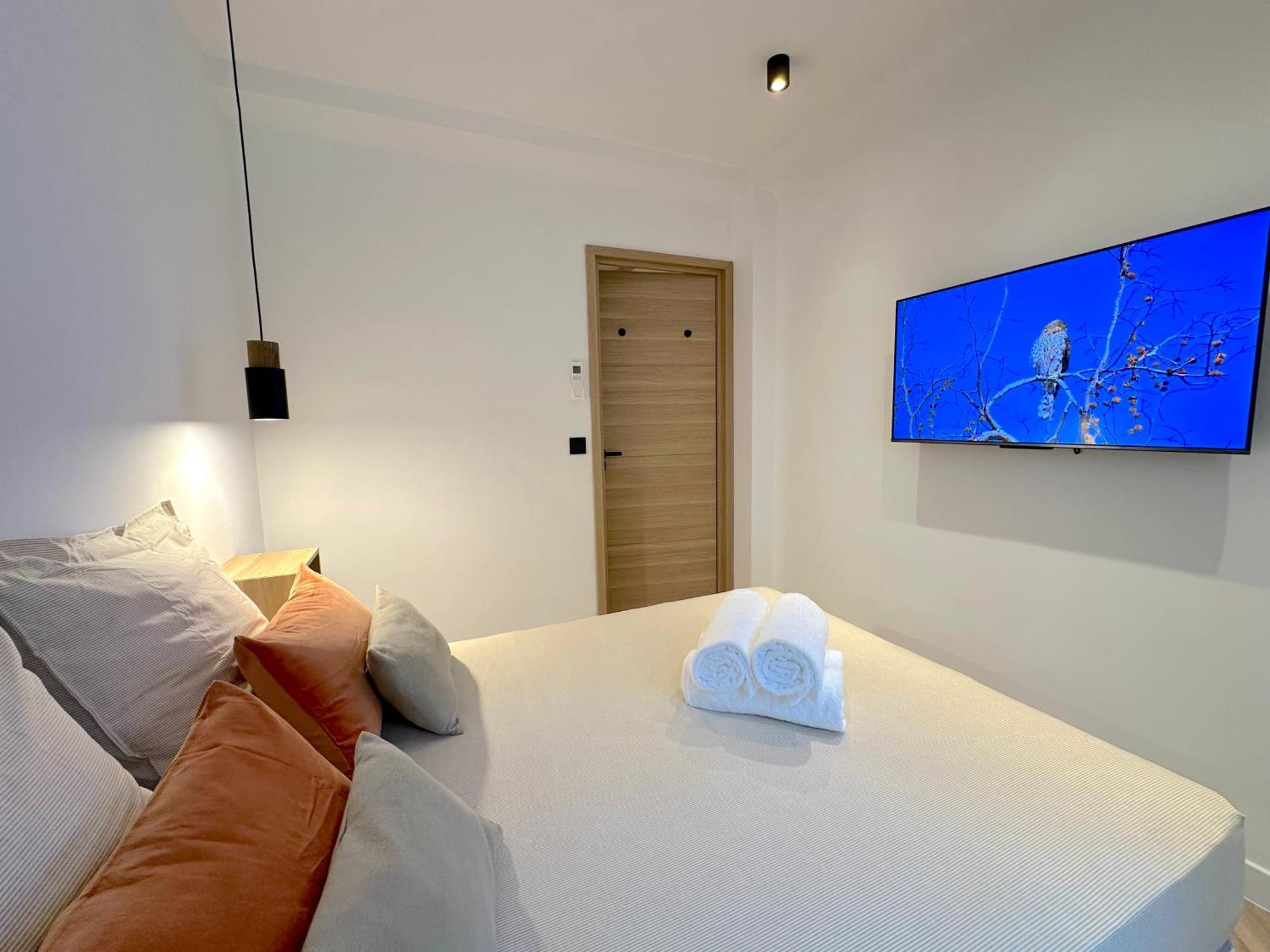 Monaco # Menton - 6 Persons - 2 Bedrooms - Full Renovated - Private Parking - Hypercenter - Clim - Beach And Sun Exterior foto